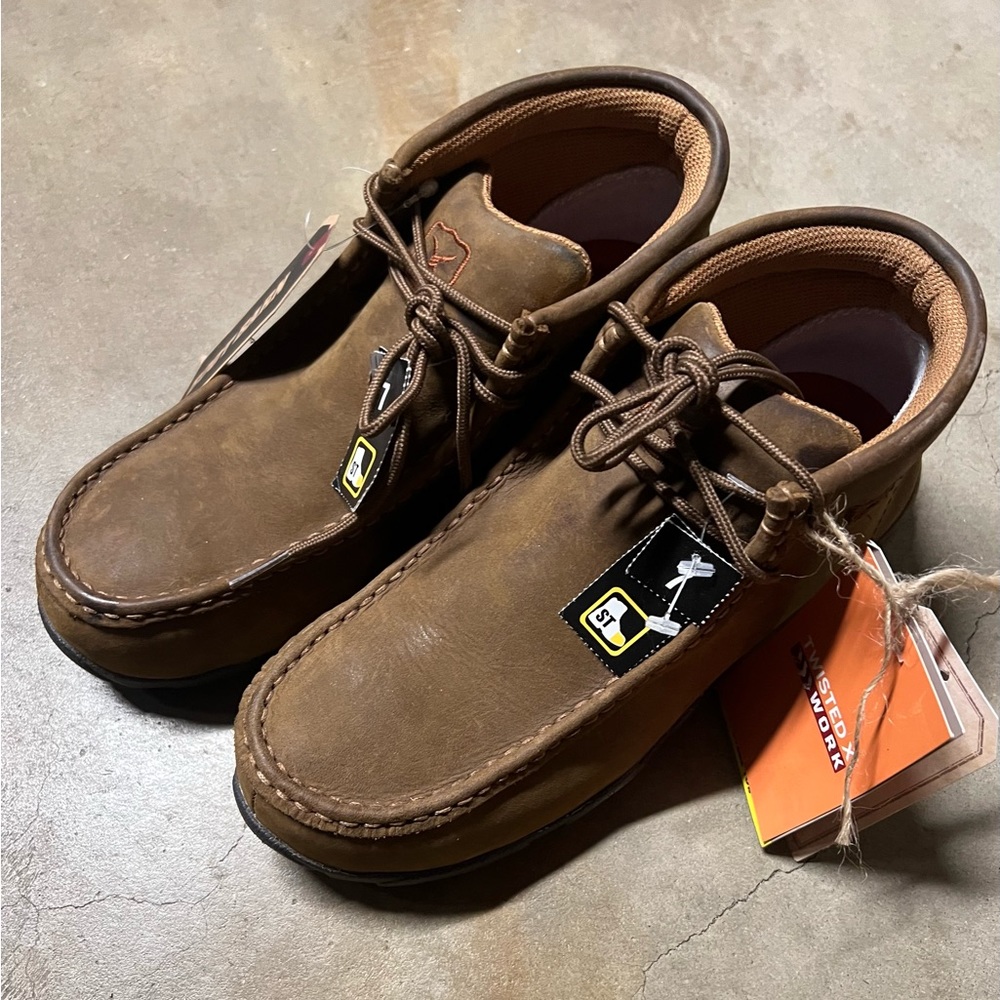 NWT Women’s size 7 Twisted X Safety Toe boots